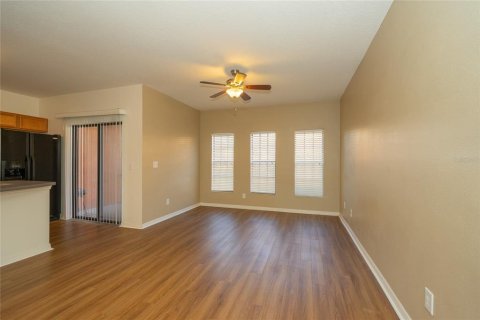 Townhouse in Wesley Chapel, Florida 2 bedrooms, 120.59 sq.m. № 1318144 - photo 11