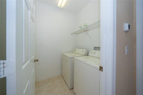 Townhouse in Wesley Chapel, Florida 2 bedrooms, 120.59 sq.m. № 1318144 - photo 24