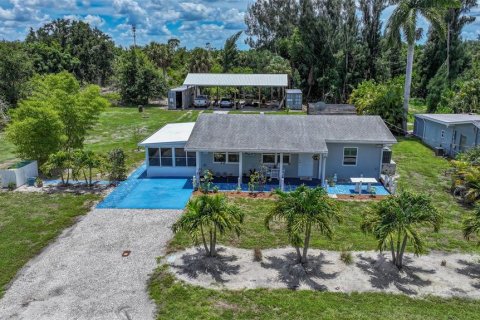 Casa en venta en Punta Gorda, Florida, 3 dormitorios, 128.21 m2 № 1245798 - foto 2