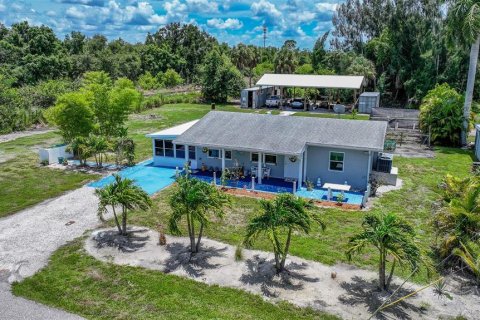 Villa ou maison à vendre à Punta Gorda, Floride: 3 chambres, 128.21 m2 № 1245798 - photo 3