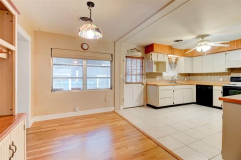 Casa en venta en DeLand, Florida, 3 dormitorios, 167.41 m2 № 1368288 - foto 8