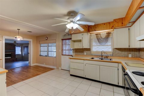 Casa en venta en DeLand, Florida, 3 dormitorios, 167.41 m2 № 1368288 - foto 10