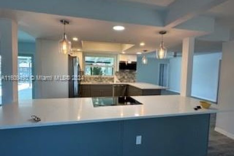Casa en venta en Merrit Island, Florida, 5 dormitorios № 1231819 - foto 11