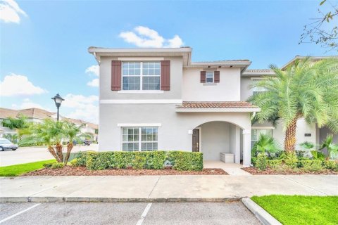 Townhouse in STOREY LAKE in Kissimmee, Florida 5 bedrooms, 197.7 sq.m. № 1362943 - photo 1