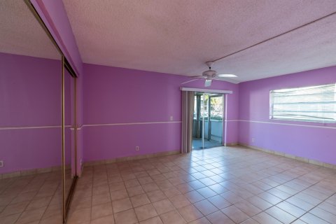 Condominio en venta en Delray Beach, Florida, 1 dormitorio, 70.61 m2 № 998613 - foto 9