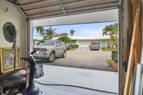 Condominio en venta en Lantana, Florida, 1 dormitorio, 67.63 m2 № 1174170 - foto 10