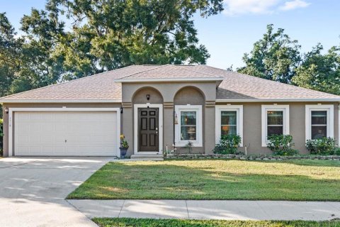 House in Ocala, Florida 4 bedrooms, 198.07 sq.m. № 1398742 - photo 1