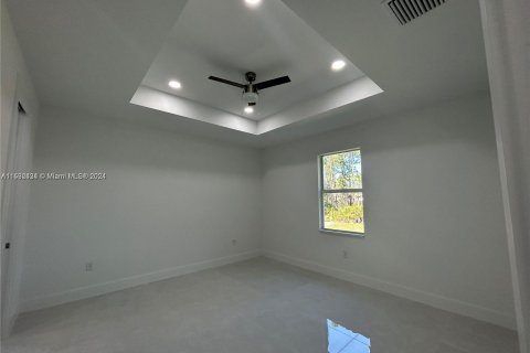 Casa en venta en Lehigh Acres, Florida, 3 dormitorios, 128.86 m2 № 1007275 - foto 11