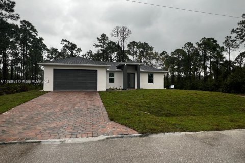 Casa en venta en Lehigh Acres, Florida, 3 dormitorios, 128.86 m2 № 1007275 - foto 1