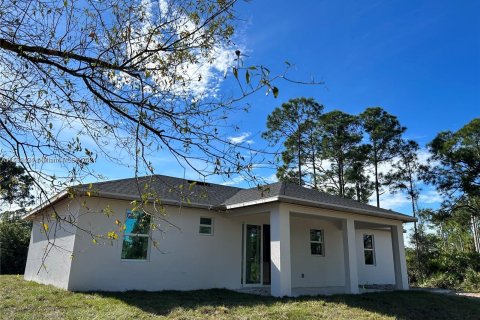 Casa en venta en Lehigh Acres, Florida, 3 dormitorios, 128.86 m2 № 1007275 - foto 2