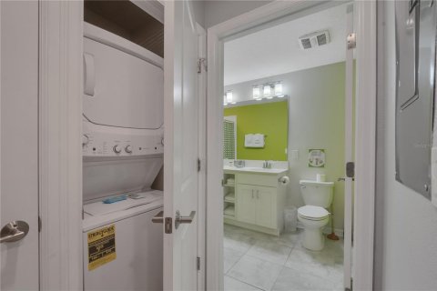 Condominio en venta en Kissimmee, Florida, 2 dormitorios, 104.61 m2 № 675707 - foto 12