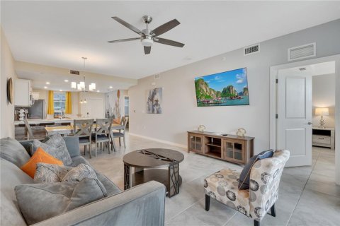 Condominio en venta en Kissimmee, Florida, 2 dormitorios, 104.61 m2 № 675707 - foto 21