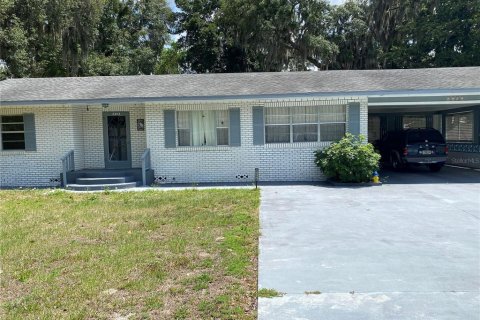 House in DeLand, Florida 2 bedrooms, 103.03 sq.m. № 1199135 - photo 1