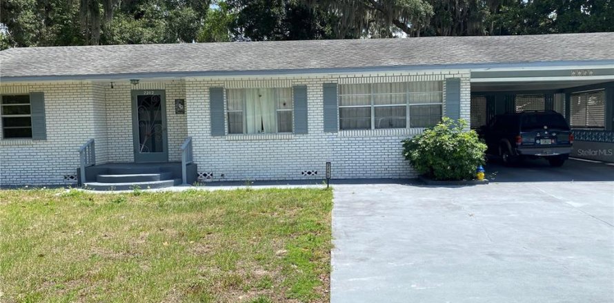 House in DeLand, Florida 2 bedrooms, 103.03 sq.m. № 1199135