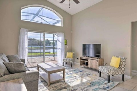 Villa ou maison à vendre à Kissimmee, Floride: 4 chambres, 180.23 m2 № 872826 - photo 3
