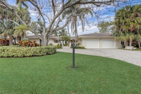 Villa ou maison à vendre à Lighthouse Point, Floride: 4 chambres, 239.69 m2 № 1234858 - photo 6