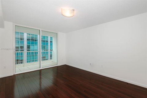 Condominio en venta en Miami, Florida, 3 dormitorios, 115.66 m2 № 16577 - foto 18