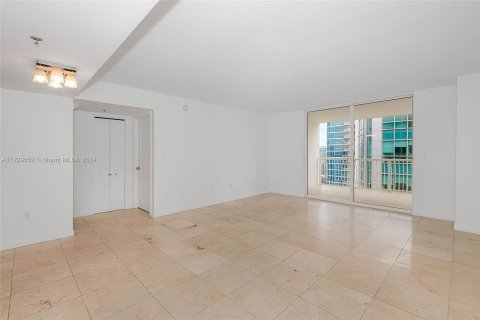 Condominio en venta en Miami, Florida, 3 dormitorios, 115.66 m2 № 16577 - foto 28