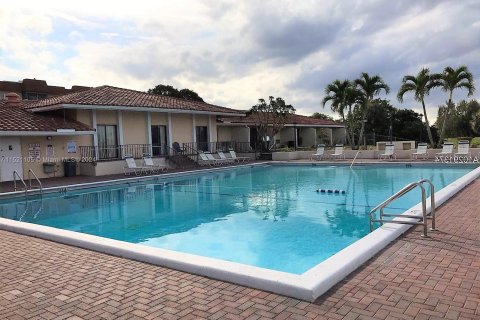 Condominio en venta en Lauderhill, Florida, 1 dormitorio, 72.74 m2 № 969745 - foto 13