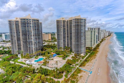 Condo in Fort Lauderdale, Florida, 2 bedrooms  № 1103371 - photo 28