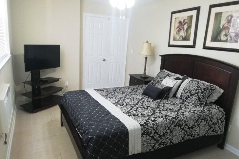 Condo in Pembroke Pines, Florida, 2 bedrooms  № 1103370 - photo 26