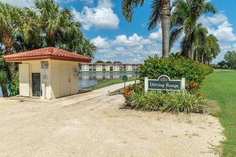 Condo in Pembroke Pines, Florida, 2 bedrooms  № 1103370 - photo 18