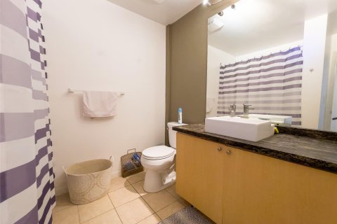 Condo in Hollywood, Florida, 3 bedrooms  № 868895 - photo 18