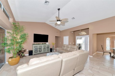 House in Port Charlotte, Florida 3 bedrooms, 170.85 sq.m. № 1276145 - photo 26