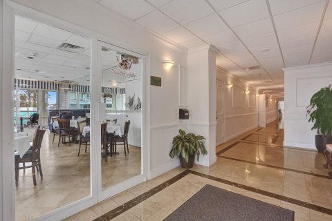 Condo in Fort Lauderdale, Florida, 2 bedrooms  № 1097958 - photo 13