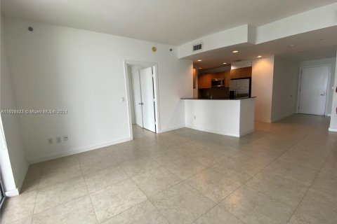 Condominio en alquiler en Miami, Florida, 1 dormitorio, 89.46 m2 № 1396221 - foto 8