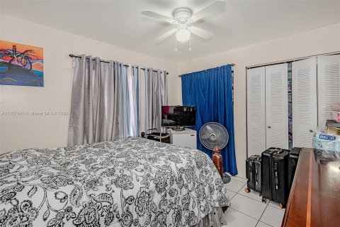 Купить виллу или дом в Майами, Флорида 3 спальни, 113.34м2, № 13040 - фото 22