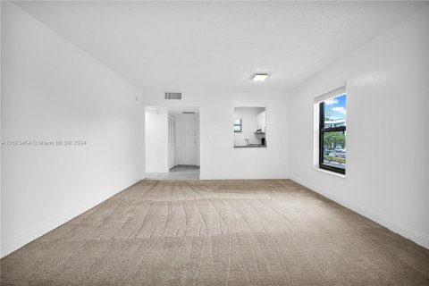 Apartment in Hollywood, Florida 1 bedroom, 67.35 sq.m. № 1397432 - photo 4