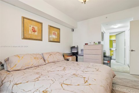 Condo in Aventura, Florida, 3 bedrooms  № 1397392 - photo 17