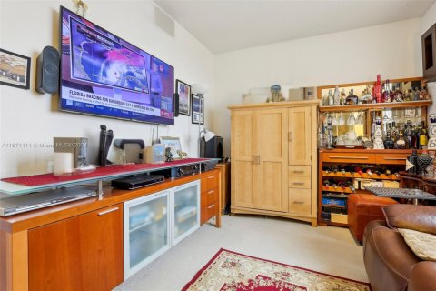 Condo in Aventura, Florida, 3 bedrooms  № 1397392 - photo 28