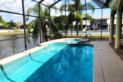 Casa en venta en Palm Coast, Florida, 4 dormitorios, 251.3 m2 № 1395337 - foto 4