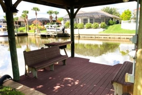 Casa en venta en Palm Coast, Florida, 4 dormitorios, 251.3 m2 № 1395337 - foto 16