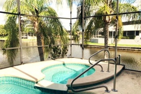 Casa en venta en Palm Coast, Florida, 4 dormitorios, 251.3 m2 № 1395337 - foto 21