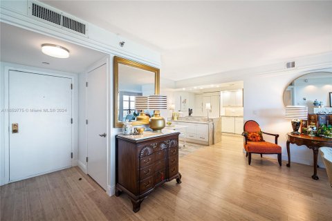 Copropriété à vendre à Miami, Floride: 2 chambres, 117.8 m2 № 1367143 - photo 6