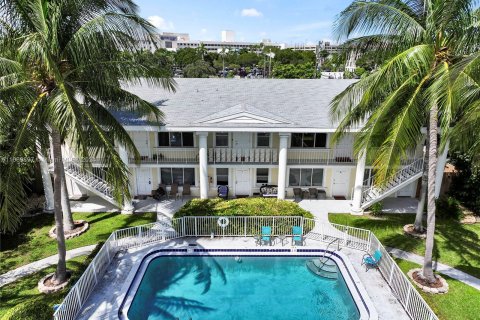 Condo in Fort Lauderdale, Florida, 2 bedrooms  № 1401290 - photo 26