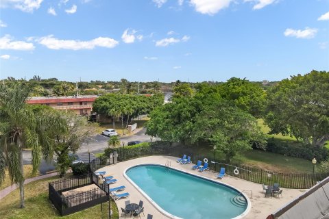 Copropriété à vendre à Boca Raton, Floride: 2 chambres, 97.55 m2 № 1146544 - photo 26