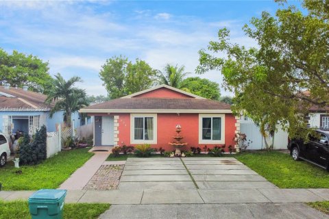 Villa ou maison à vendre à Miami Gardens, Floride: 3 chambres, 118.54 m2 № 1367541 - photo 20