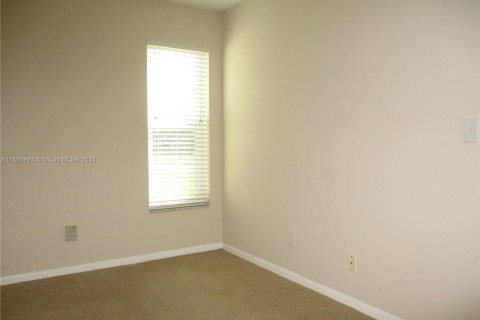 House in Stuart, Florida 2 bedrooms, 90.77 sq.m. № 1304727 - photo 9