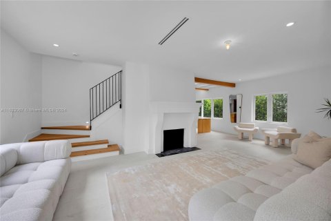 Casa en venta en Coral Gables, Florida, 4 dormitorios, 233.84 m2 № 1294132 - foto 9