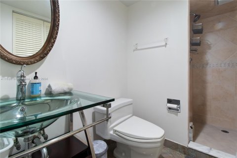 Copropriété à vendre à Hallandale Beach, Floride: 1 chambre, 120.77 m2 № 1310277 - photo 21