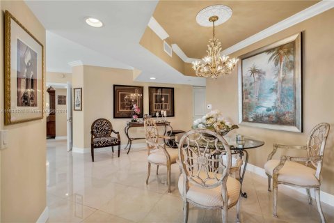 Condo in Aventura, Florida, 2 bedrooms  № 1310330 - photo 7