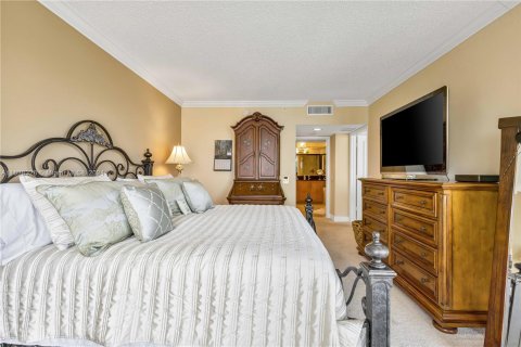 Condo in Aventura, Florida, 2 bedrooms  № 1310330 - photo 19