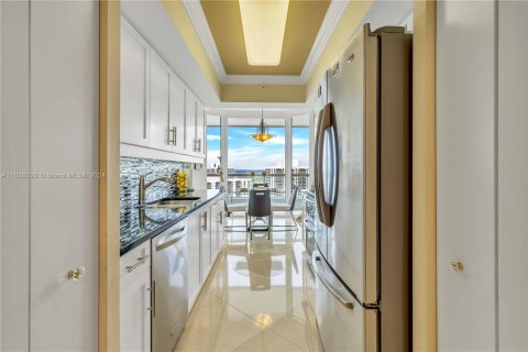 Condominio en venta en Aventura, Florida, 2 dormitorios, 139.82 m2 № 1310330 - foto 8