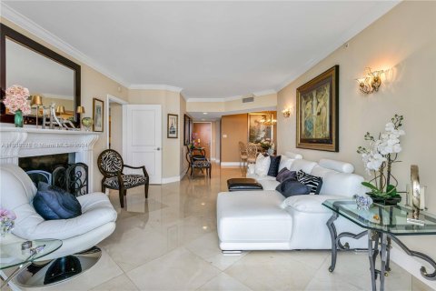 Condo in Aventura, Florida, 2 bedrooms  № 1310330 - photo 2