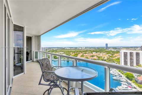 Condominio en venta en Aventura, Florida, 2 dormitorios, 139.82 m2 № 1310330 - foto 25