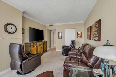 Condo in Aventura, Florida, 2 bedrooms  № 1310330 - photo 14